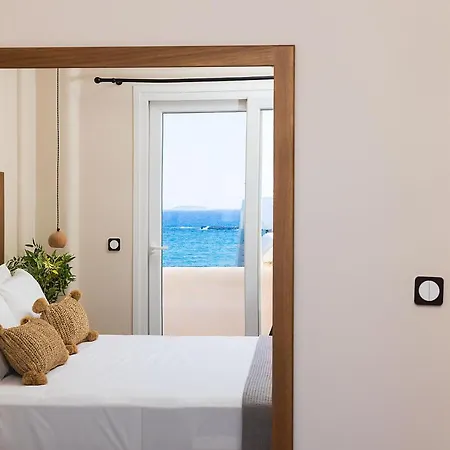 Almi Of Naxos Apartmanhotel 4*