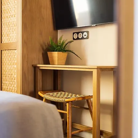 Almi Of Naxos Apartmanhotel