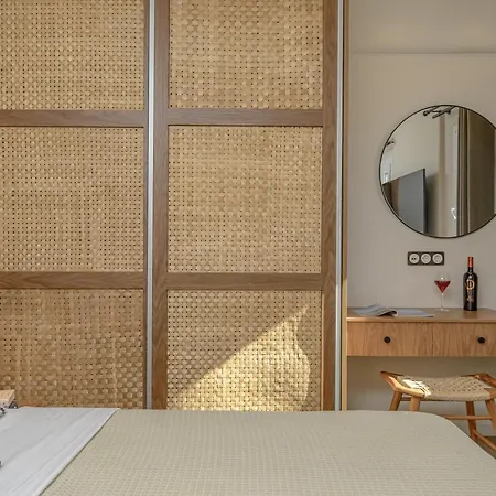 Almi Of Naxos Apartmanhotel