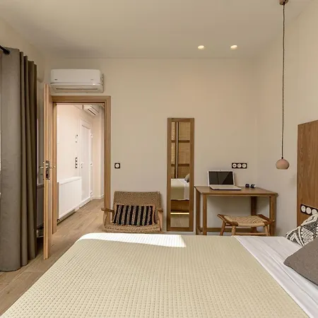Almi Of Naxos Apartmanhotel