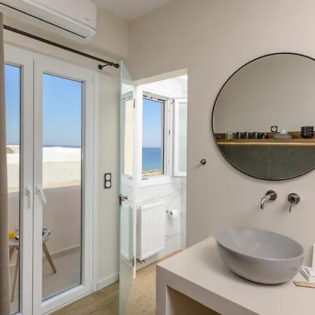 アパートホテル Almi Of Naxos