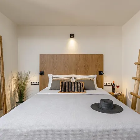 Almi Of Naxos 4* Naxos City