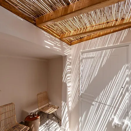 Almi Of Naxos Aparthotel